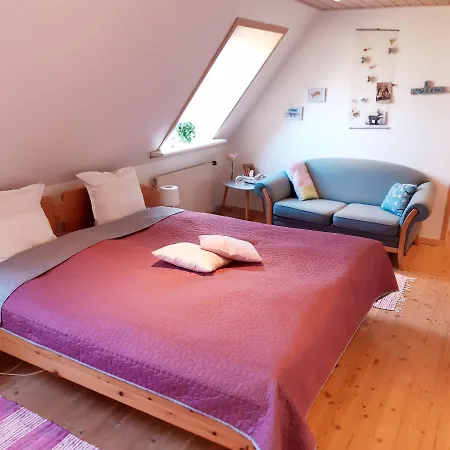 Agnes Konukevi Bække